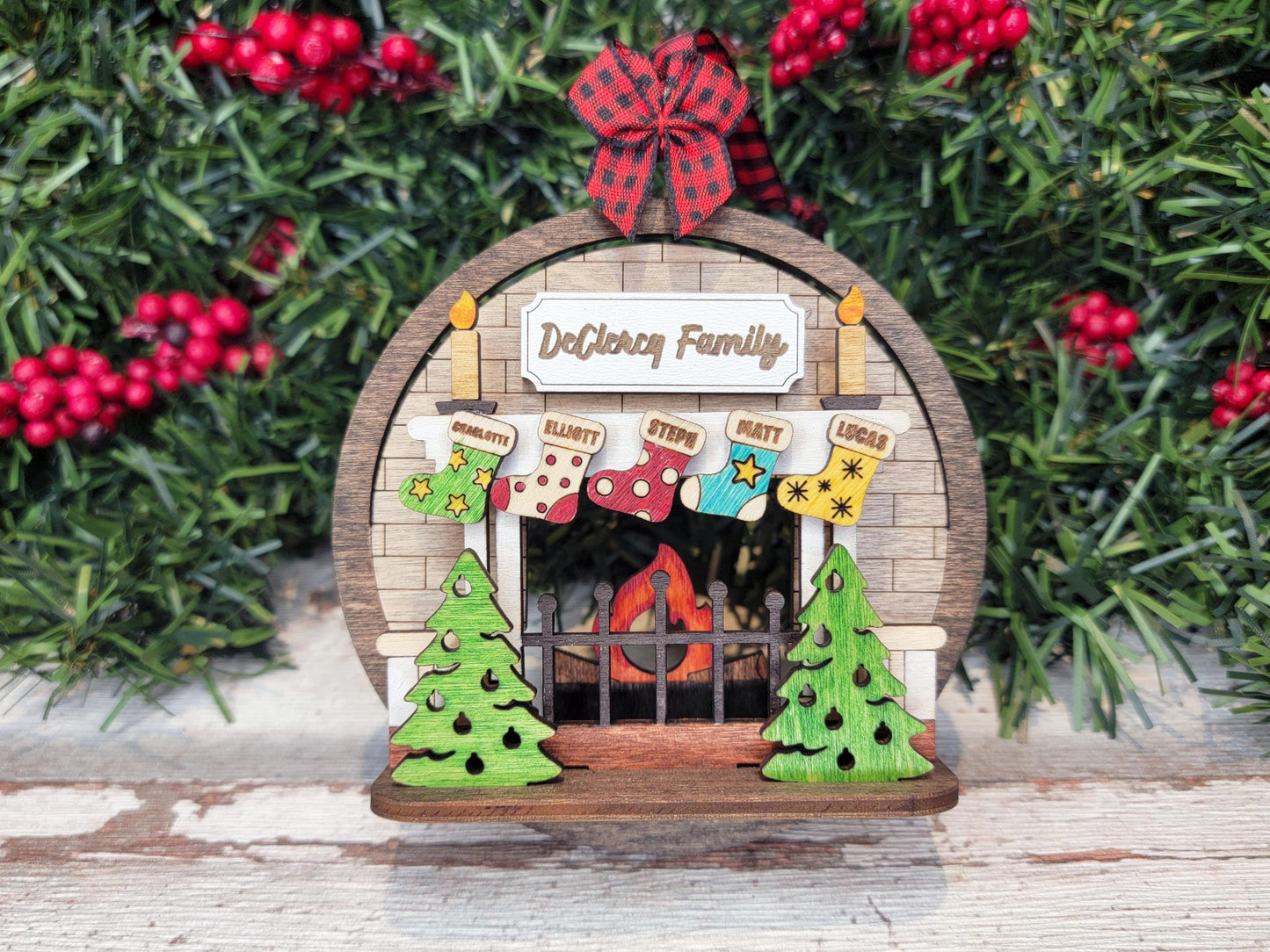 Personalized Family Fireplace Ornament – 3D Wooden Christmas Scene with Custom Names on Stockings & Family Name Engraved