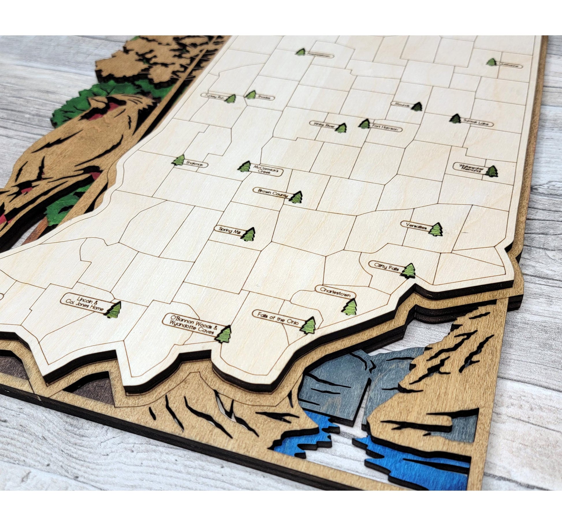 Personalized Indiana State Park travel map, engraved wood wall art gift for hikers and campers

3️⃣