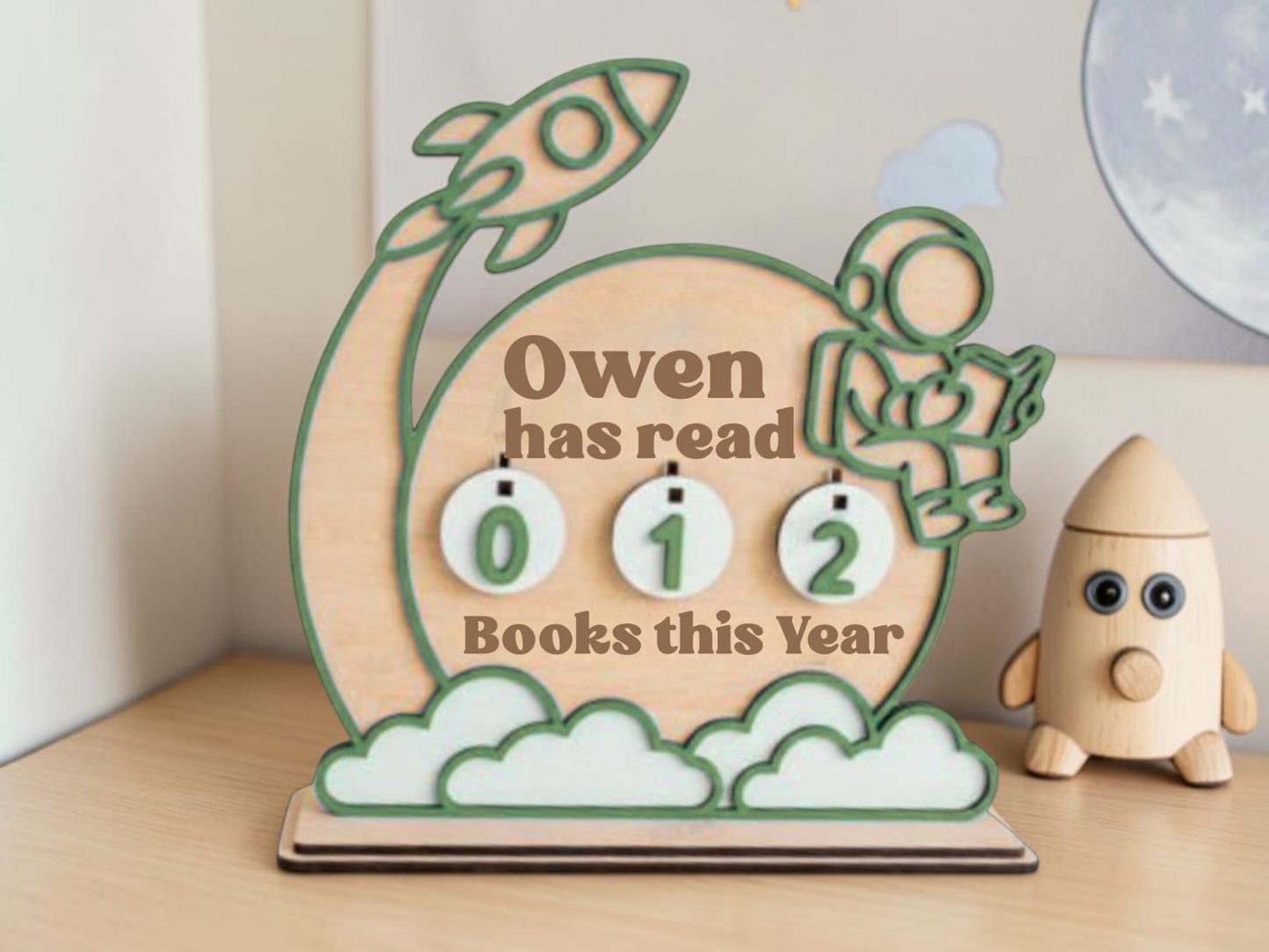 Personalized Astronaut Reading Tracker for Kids – Wooden Space Book Goal Chart