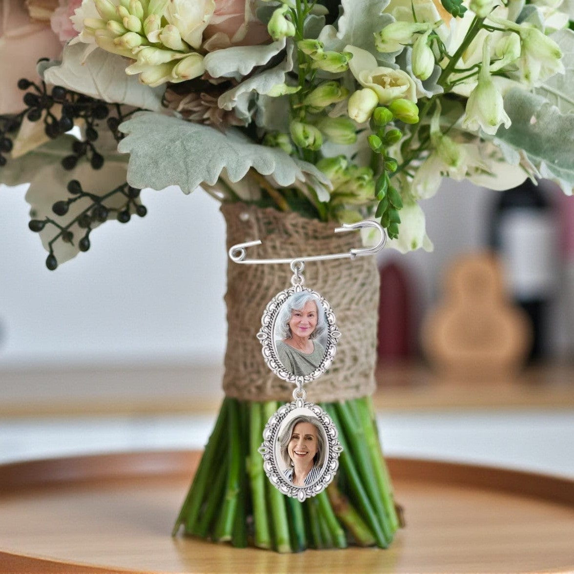 Personalized Memorial Bouquet Photo Charm – Wedding Pin Keepsake to Honor Loved Ones | Bridal Bouquet Photo Charm
